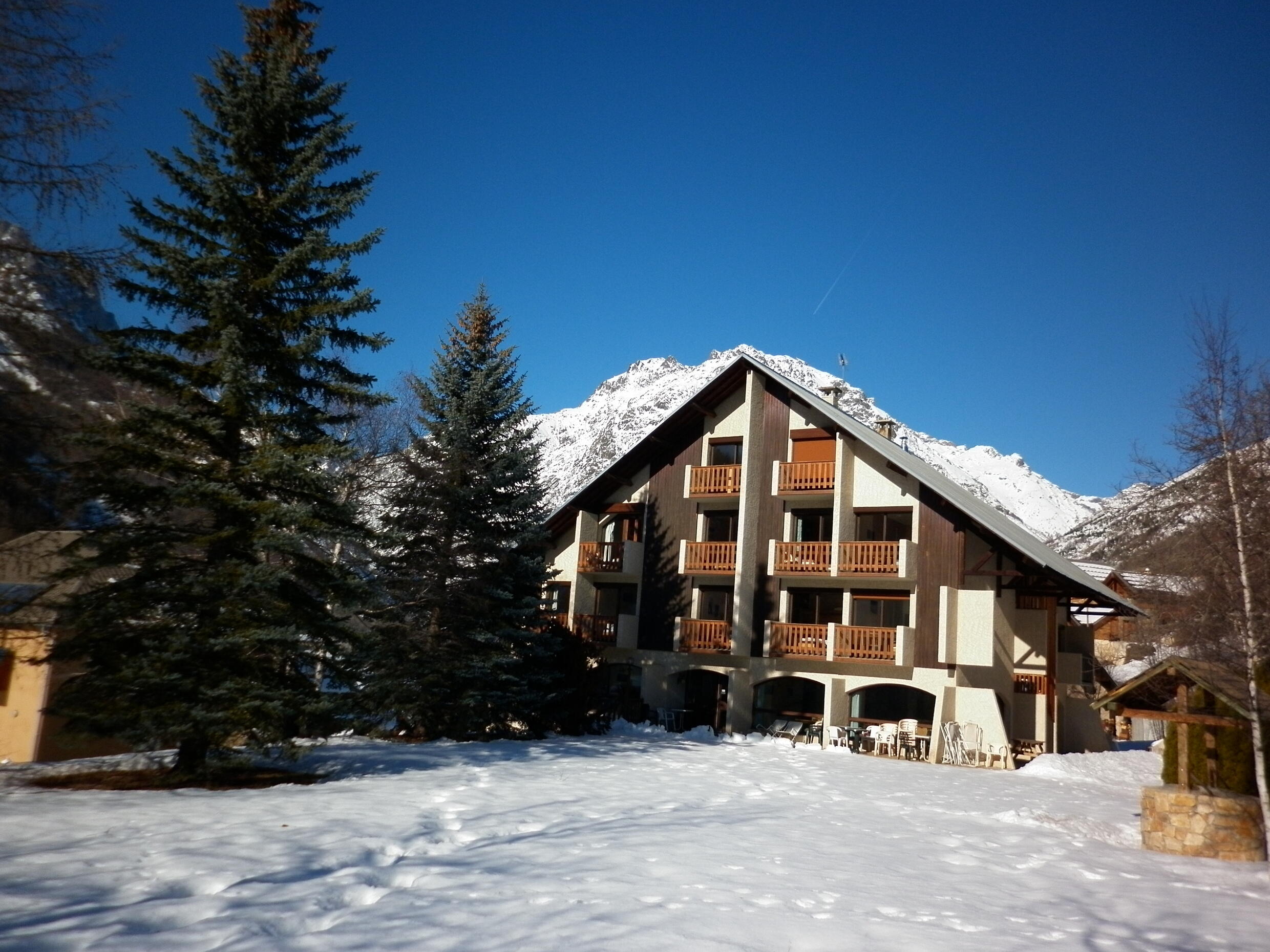 Massif des Ecrins CHALET ALPIN L'EYCHAUDA (FFCAM) (1267 m)